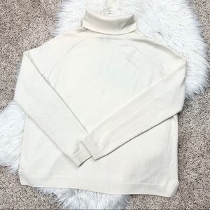 Theory Sweaters - Theory Cashmere Cream Turtleneck Sweater Theory Sweaters - Theory Cashmere Cream Turtleneck Sweater